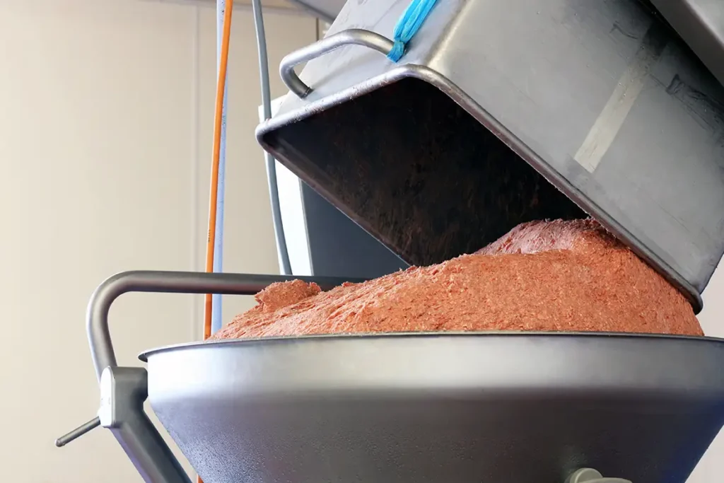 guenes_doener_ueber_uns_doenerproduktion__bild_fleisch_maschine_converted